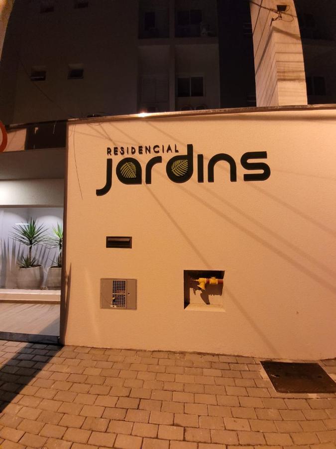 Apartamento Com Piscina No Centro Apartamento Ubatuba Exterior foto