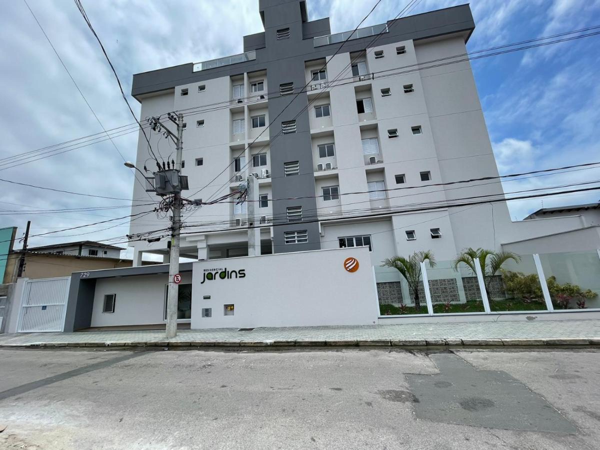 Apartamento Com Piscina No Centro Apartamento Ubatuba Exterior foto
